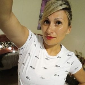 Meet your Posher, Val